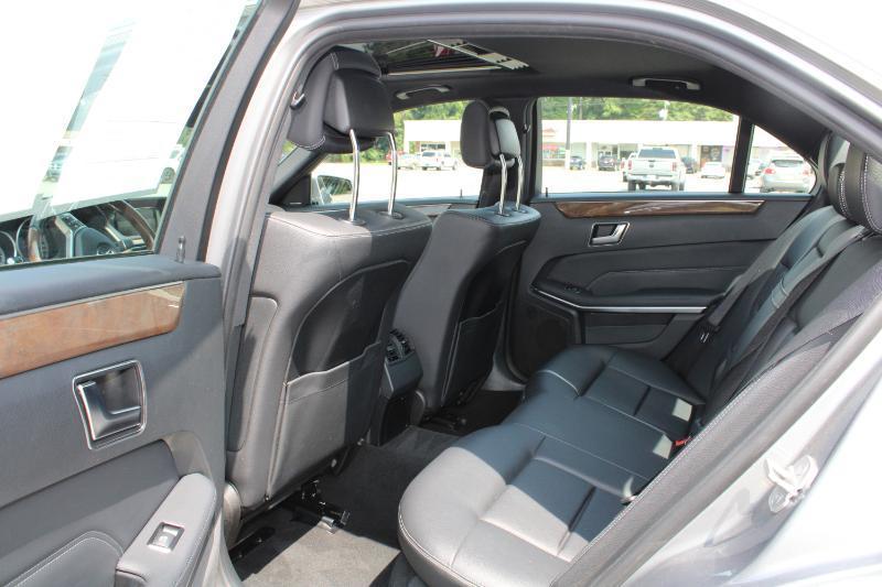 Mercedes-Benz E-Class E350 Luxury 4MATIC Sedan 2015