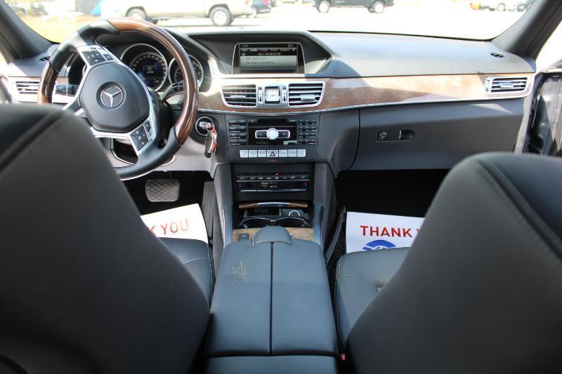 Mercedes-Benz E-Class E350 Luxury 4MATIC Sedan 2015