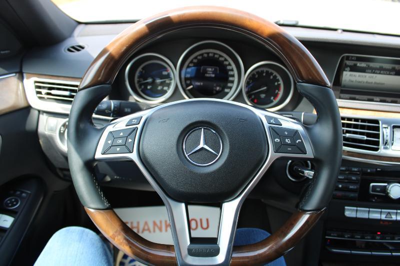 Mercedes-Benz E-Class E350 Luxury 4MATIC Sedan 2015