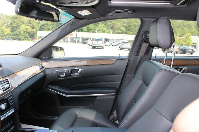 Mercedes-Benz E-Class E350 Luxury 4MATIC Sedan 2015
