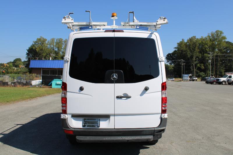 Mercedes-Benz Sprinter 2500 High Roof 144-in. WB 2012
