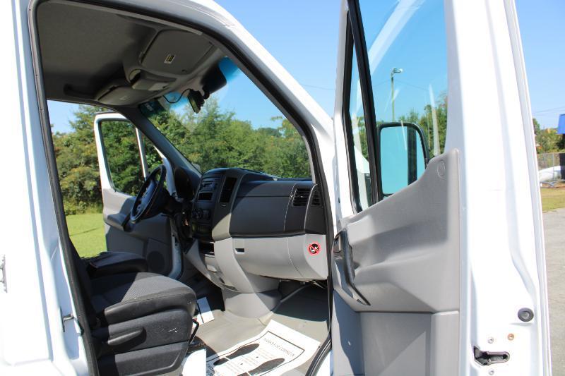 Mercedes-Benz Sprinter 2500 High Roof 144-in. WB 2012