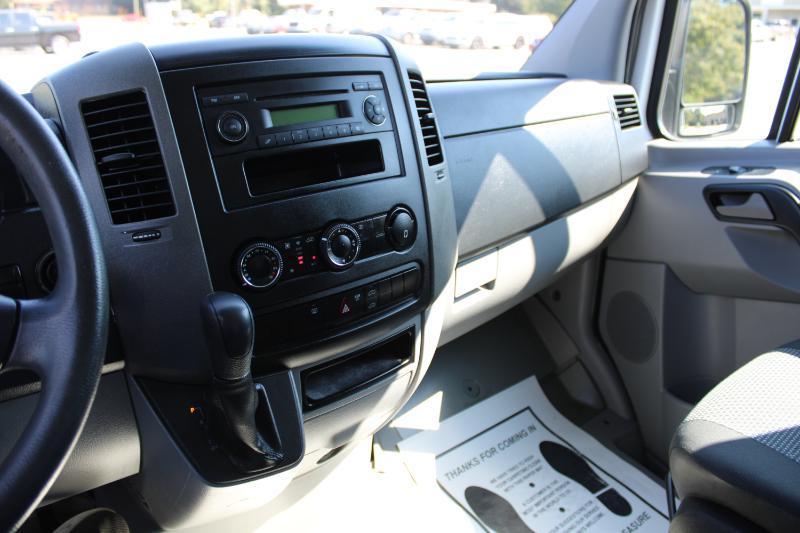 Mercedes-Benz Sprinter 2500 High Roof 144-in. WB 2012