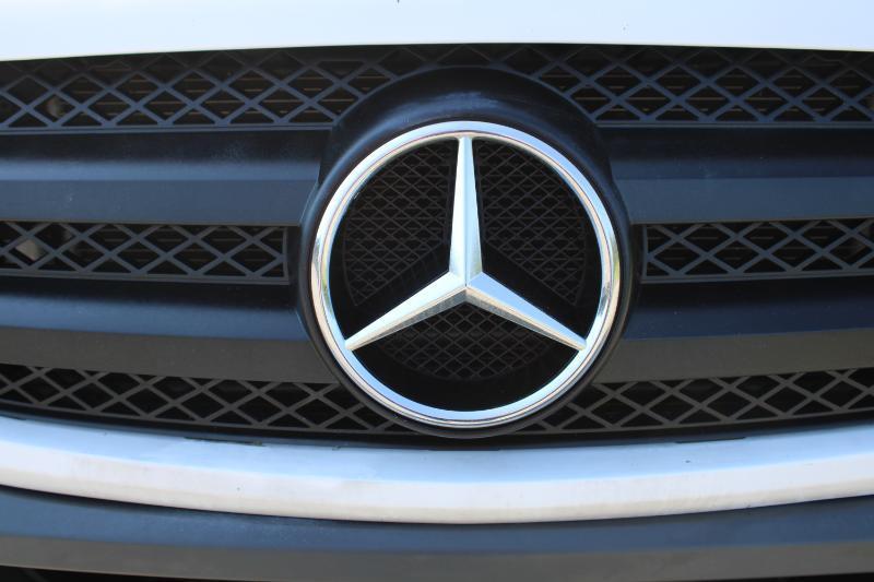 Mercedes-Benz Sprinter 2500 High Roof 144-in. WB 2012