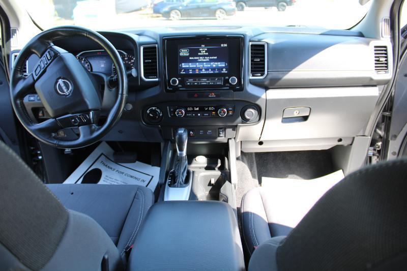Nissan Frontier SV Crew Cab 4WD 2022