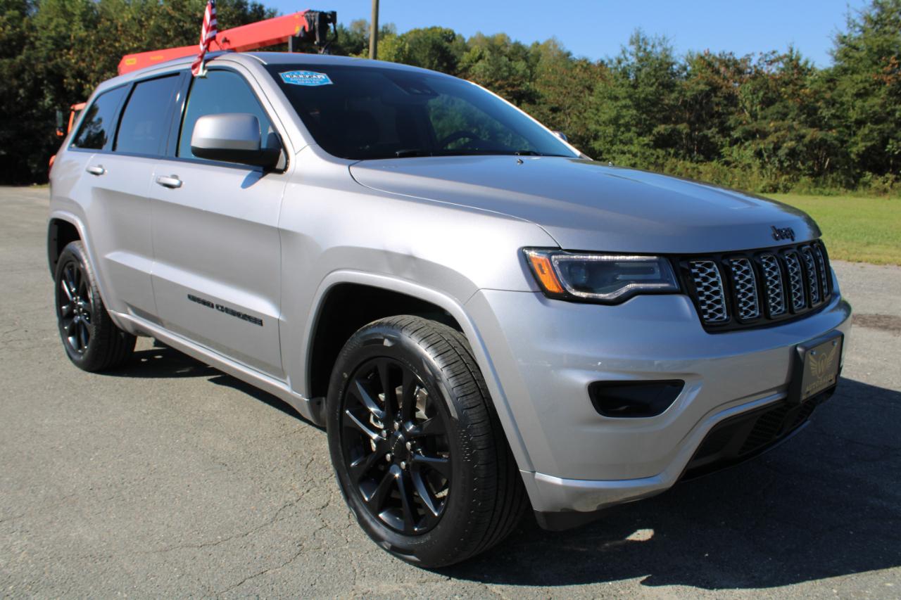 Jeep Grand Cherokee Laredo X 4x4 2021