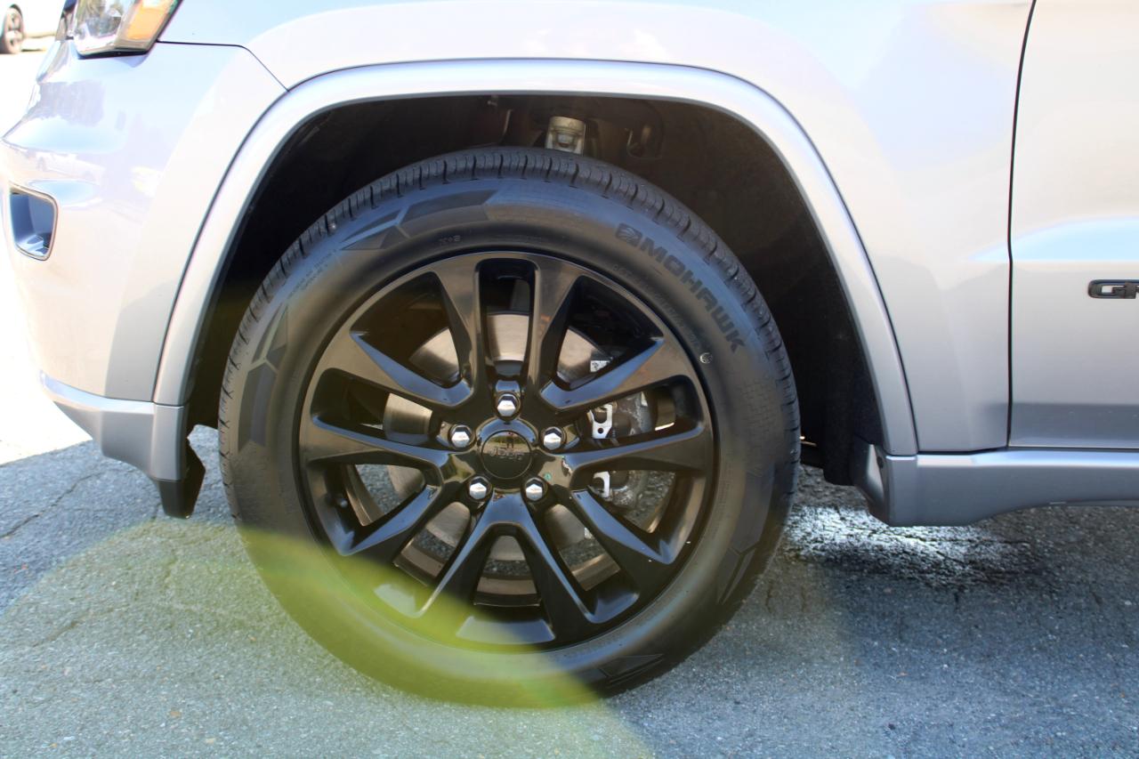 Jeep Grand Cherokee Laredo X 4x4 2021