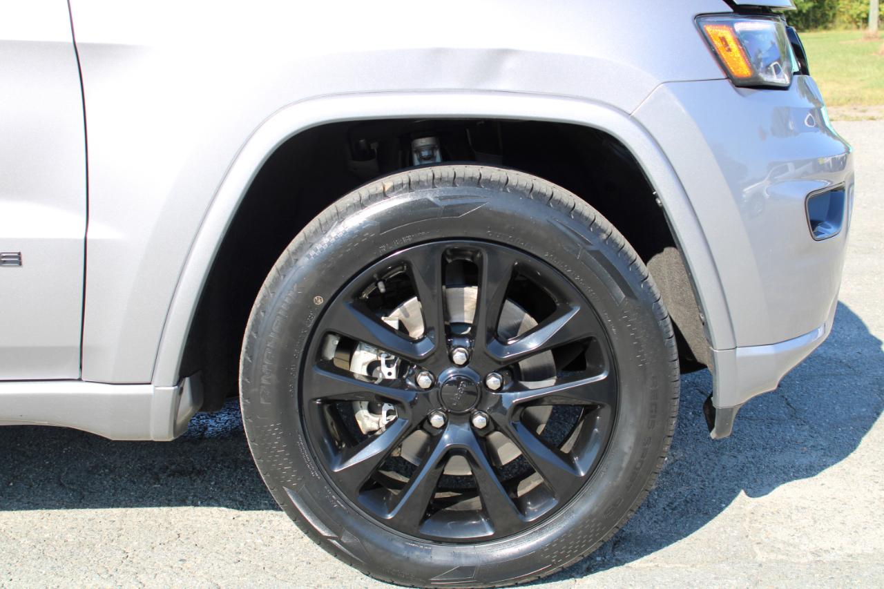 Jeep Grand Cherokee Laredo X 4x4 2021