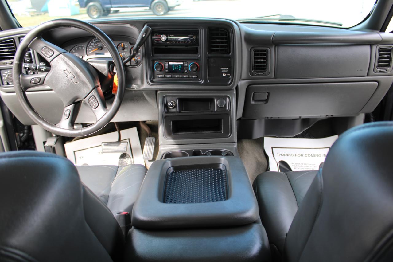 Chevrolet Silverado 1500 Ext Cab 143.5" WB 4WD LT 2003