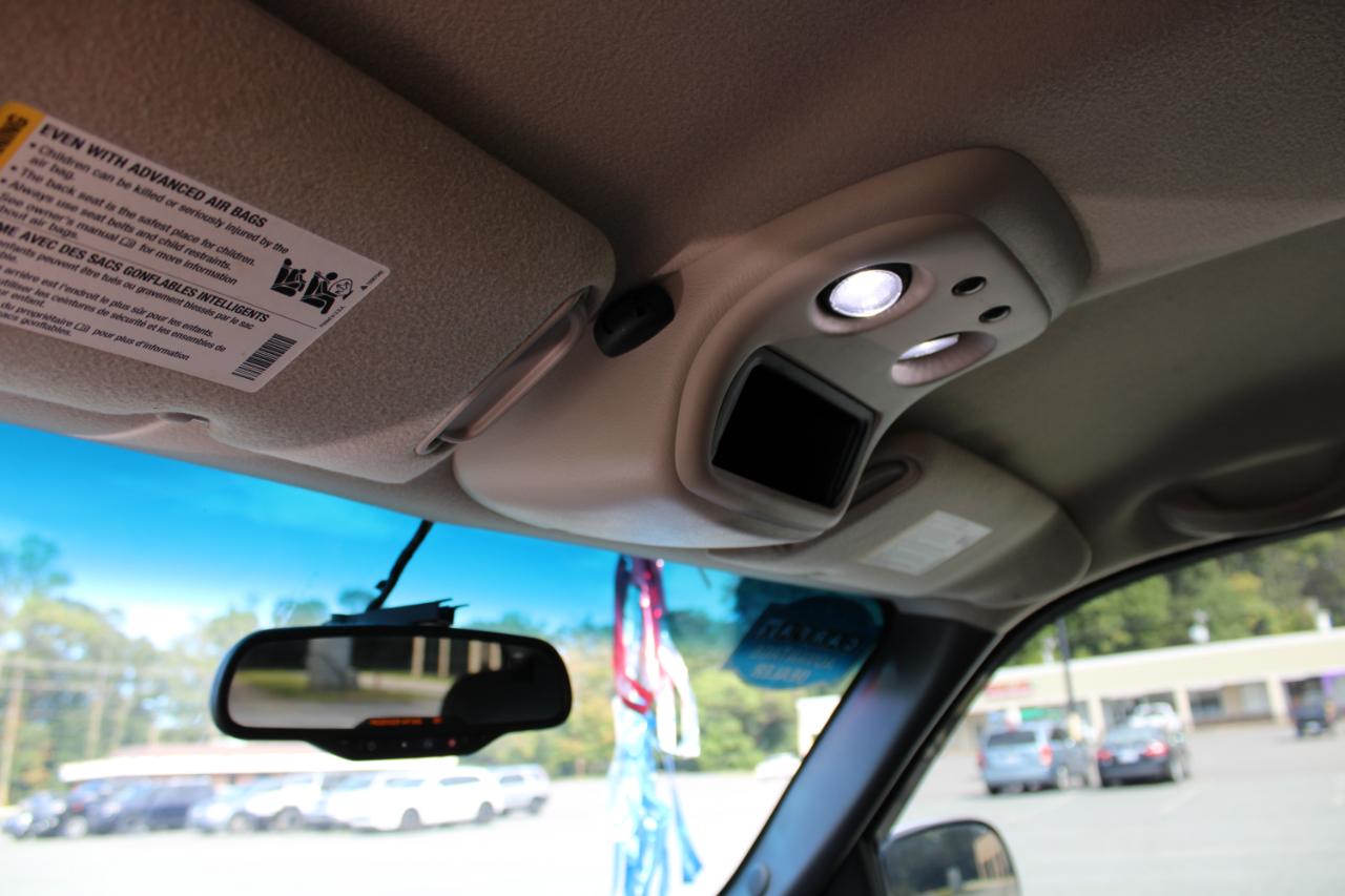 Chevrolet Silverado 1500 Ext Cab 143.5" WB 4WD LT 2003