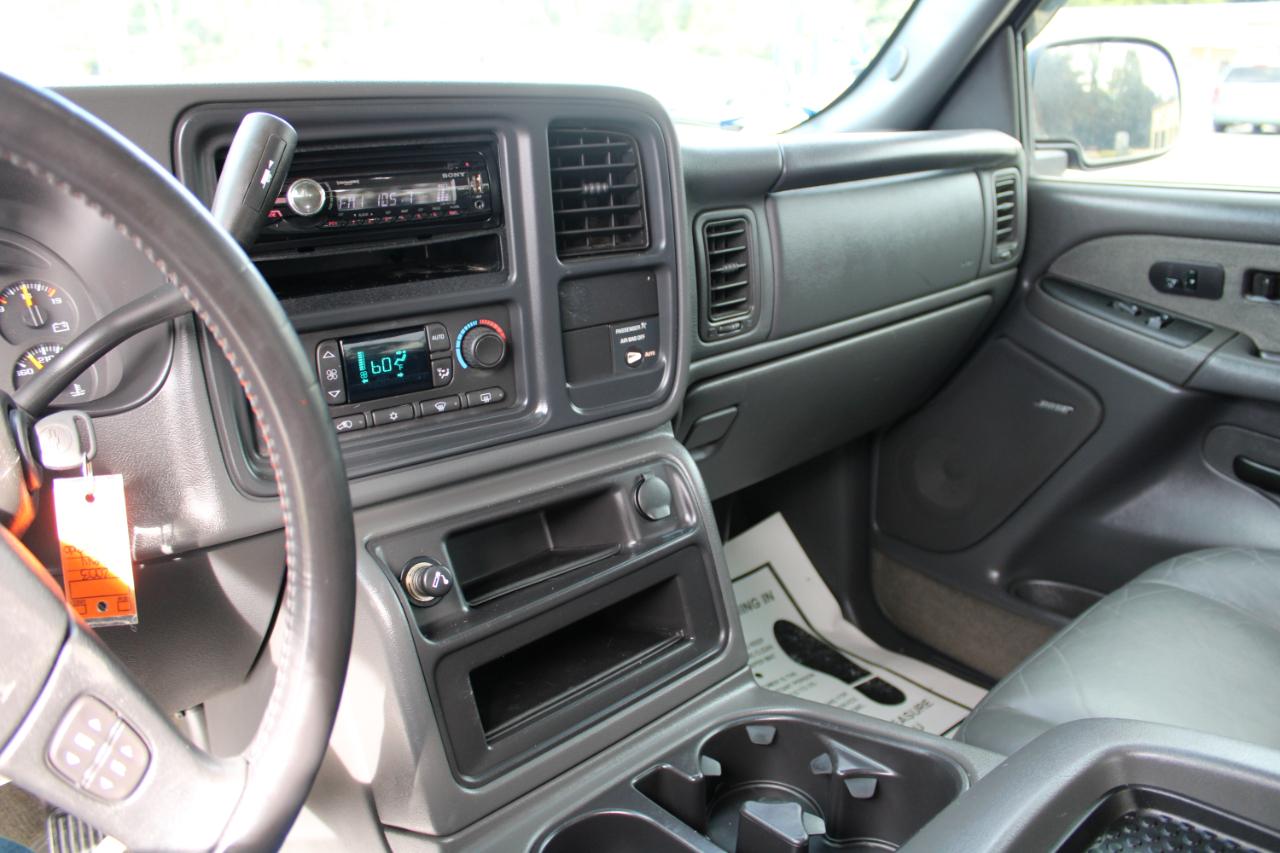 Chevrolet Silverado 1500 Ext Cab 143.5" WB 4WD LT 2003