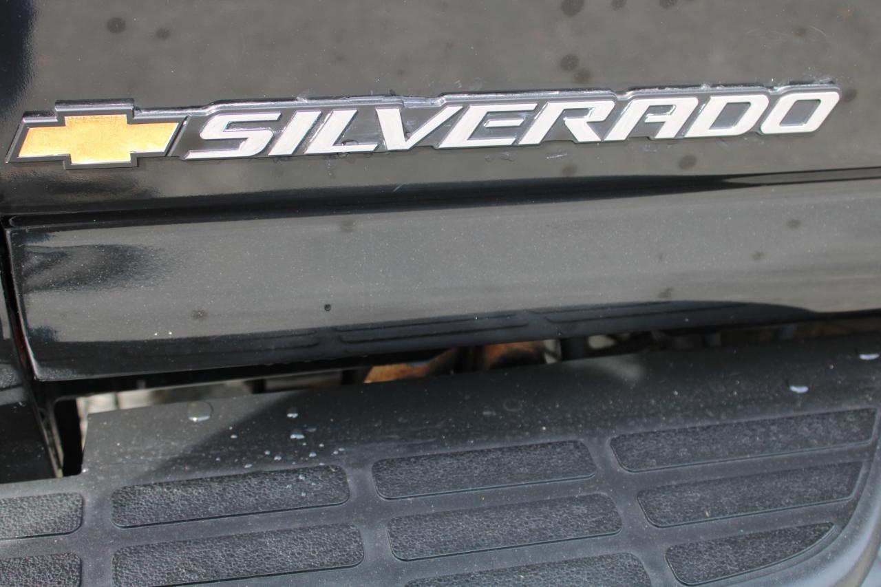 Chevrolet Silverado 1500 Ext Cab 143.5" WB 4WD LT 2003
