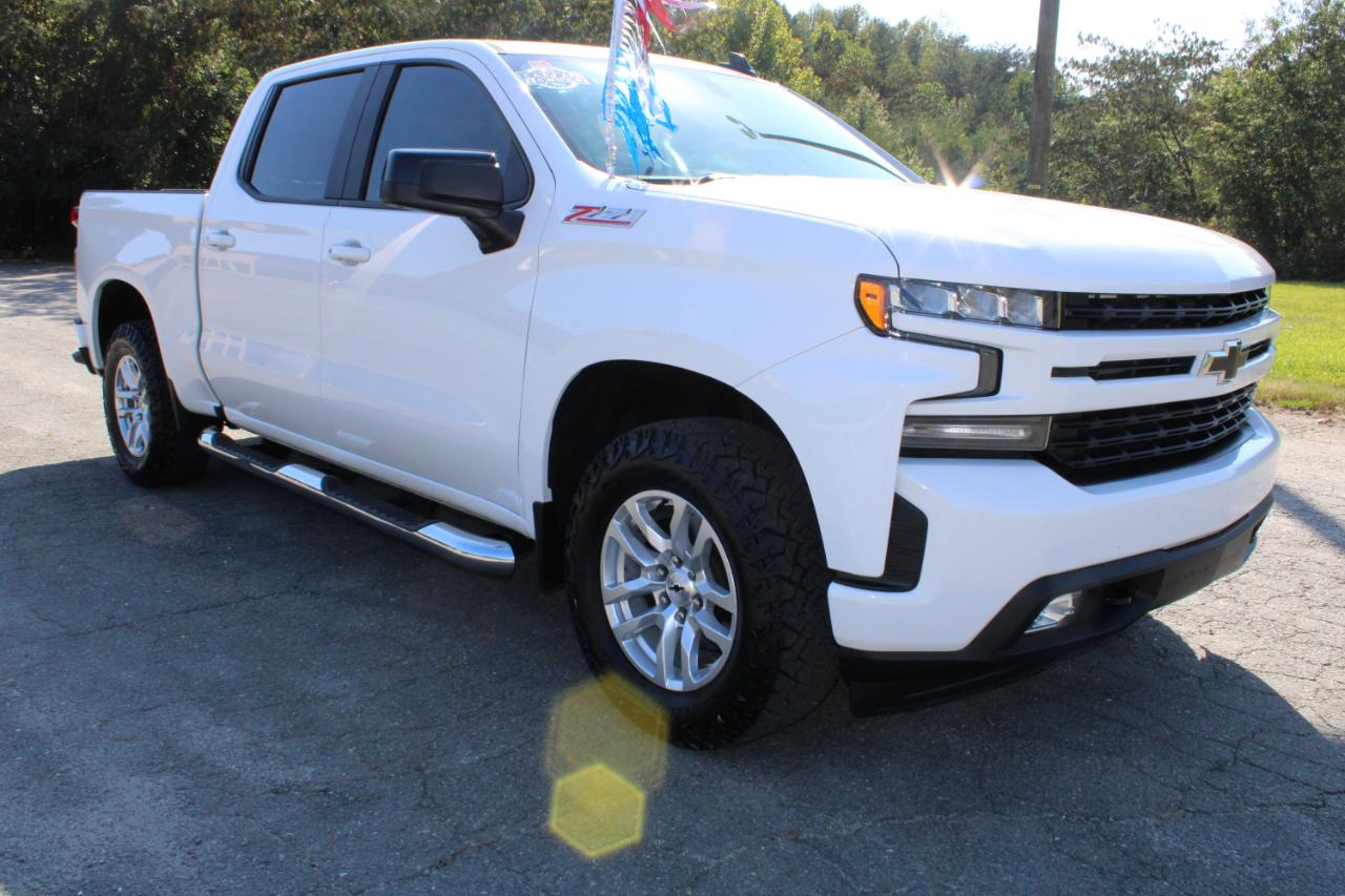 Chevrolet Silverado 1500 4WD Crew Cab 147" RST 2020