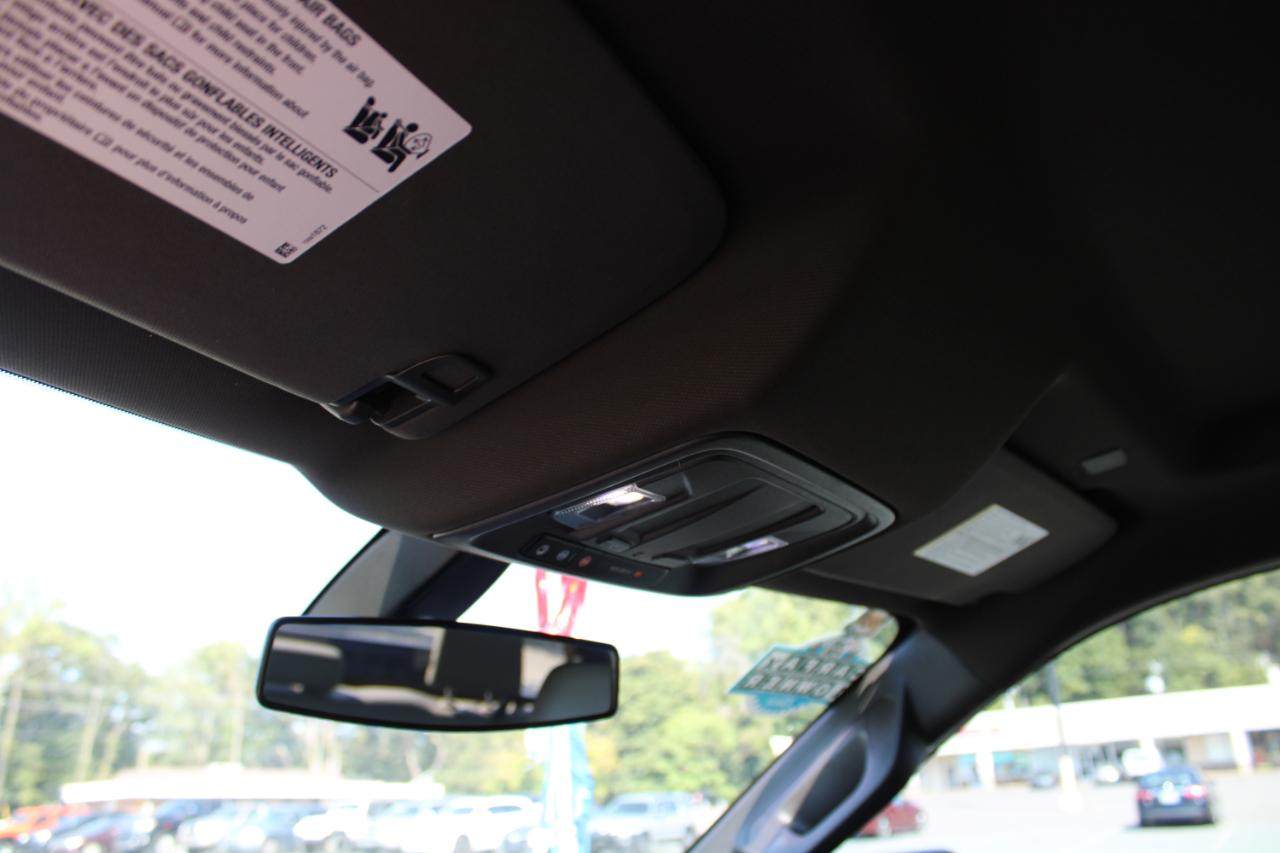 Chevrolet Silverado 1500 4WD Crew Cab 147" RST 2020