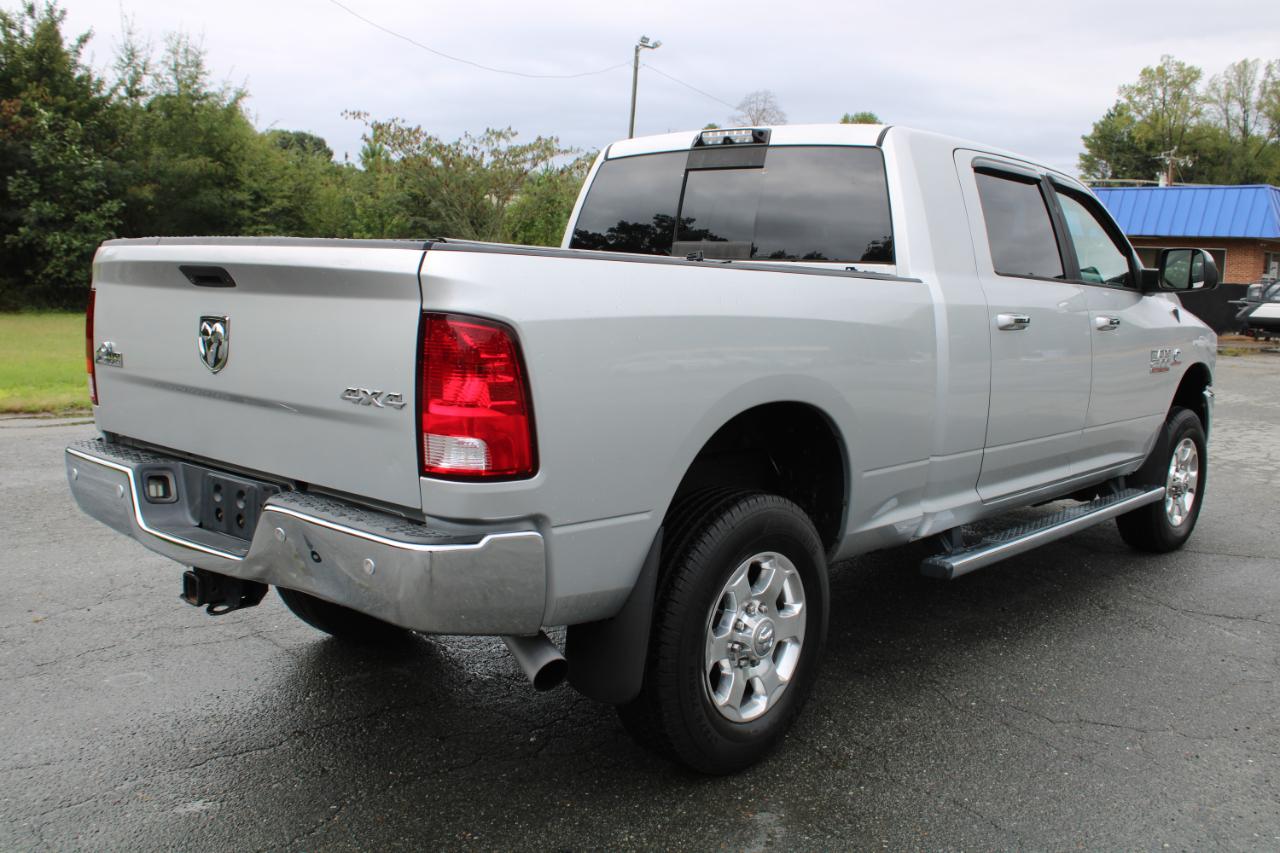 RAM 2500 4WD Mega Cab 160.5" Big Horn 2016