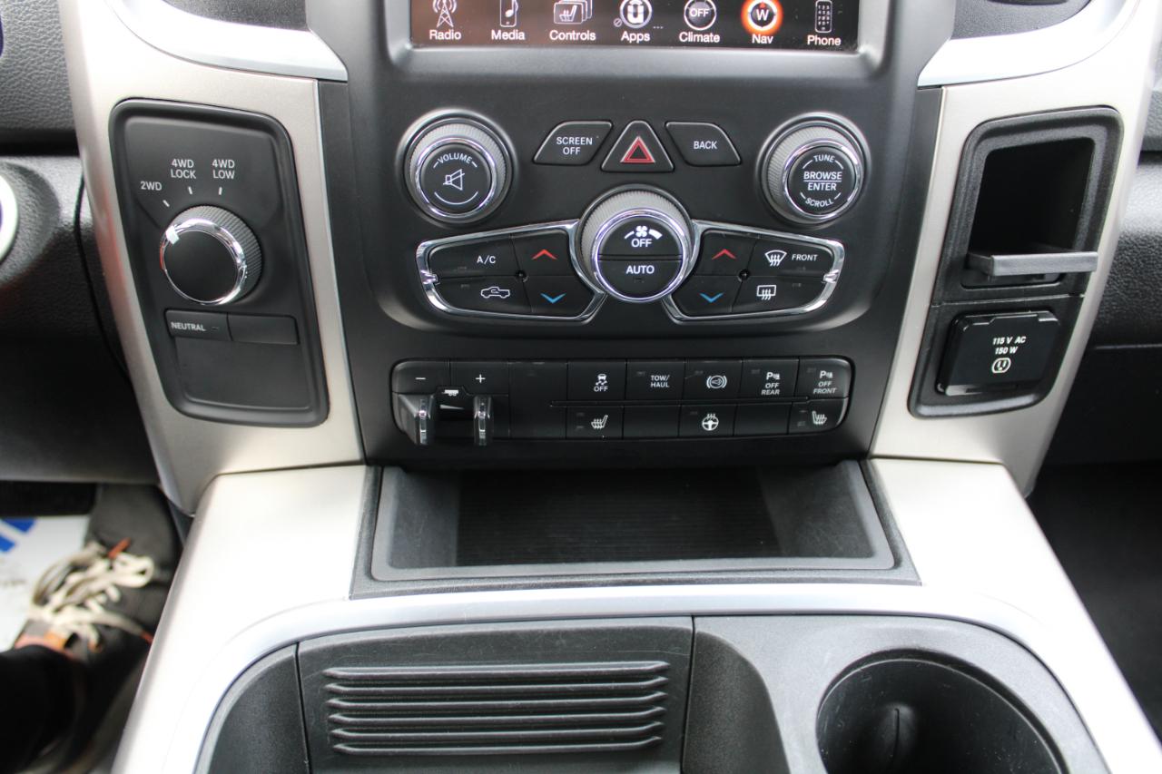 RAM 2500 4WD Mega Cab 160.5" Big Horn 2016