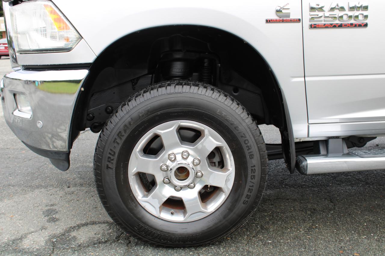RAM 2500 4WD Mega Cab 160.5" Big Horn 2016