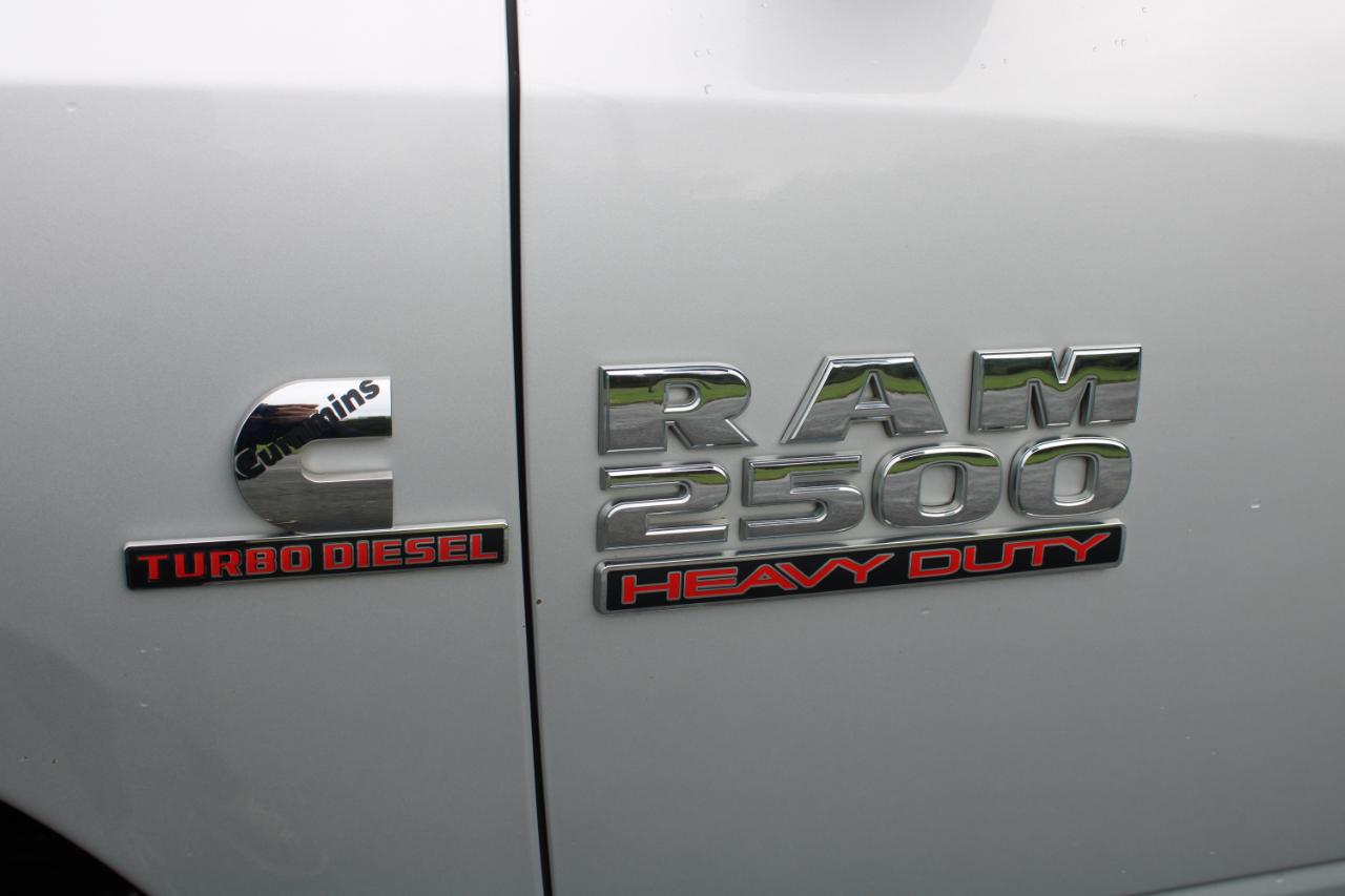 RAM 2500 4WD Mega Cab 160.5" Big Horn 2016
