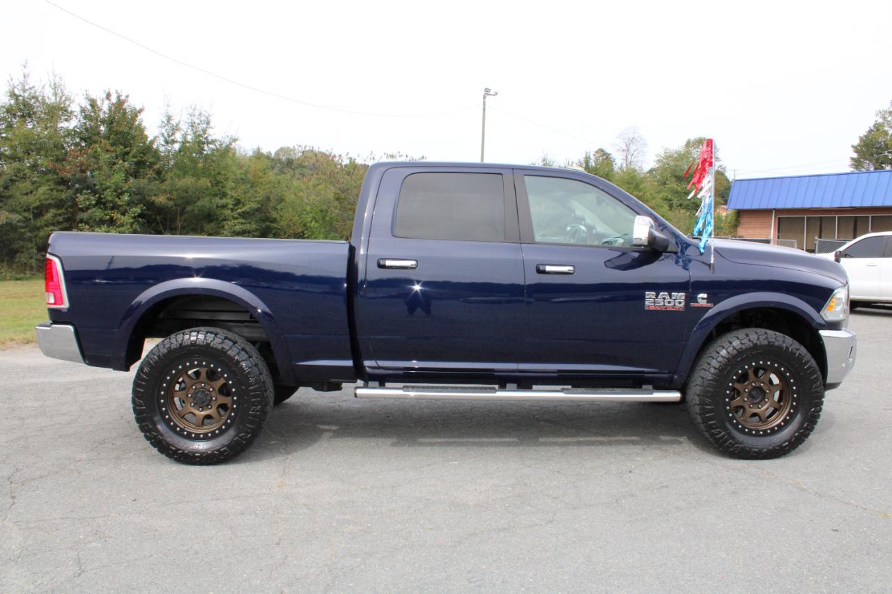 RAM 2500 Laramie Crew Cab SWB 4WD 2017