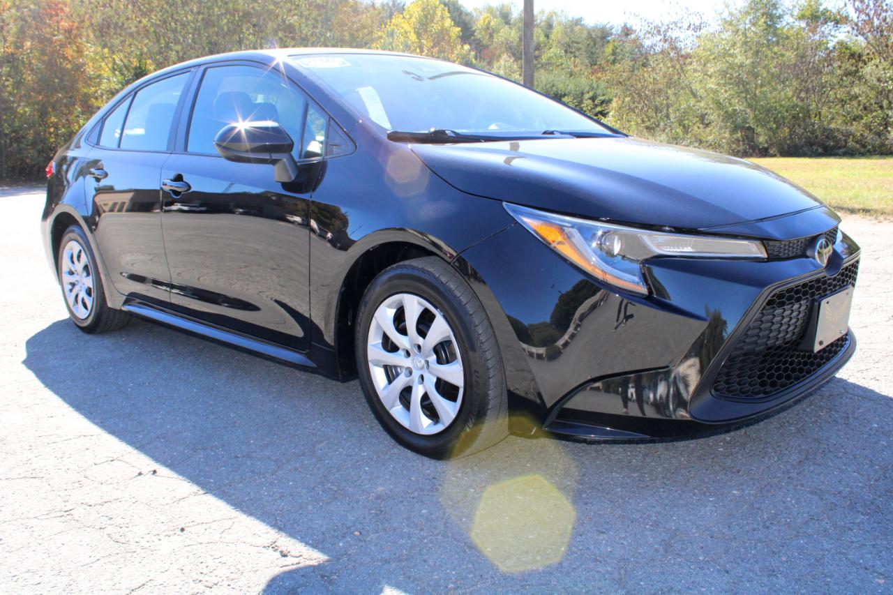 Toyota Corolla LE 2022