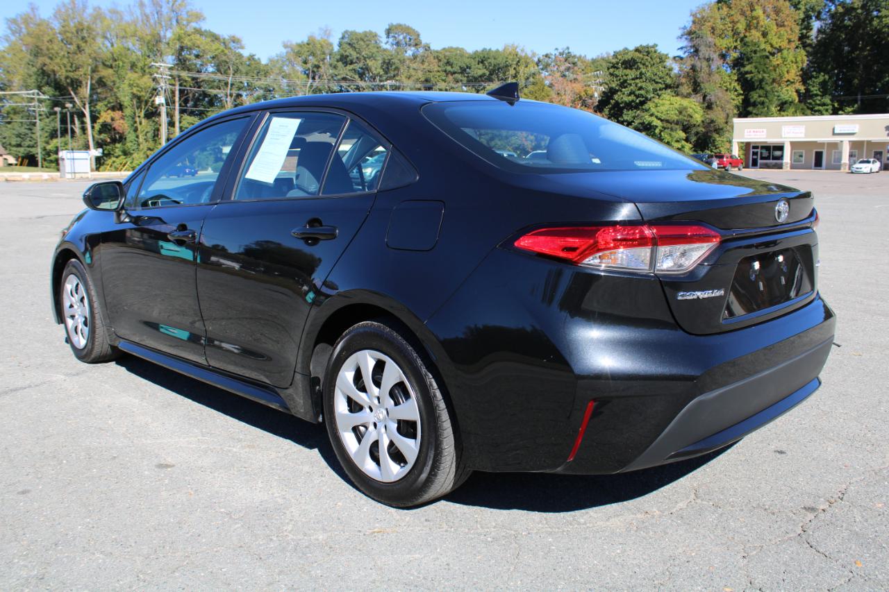 Toyota Corolla LE 2022