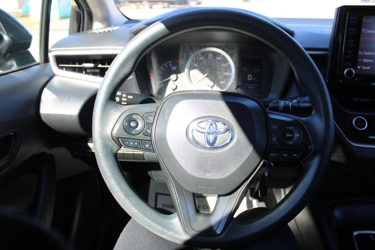 Toyota Corolla LE 2022