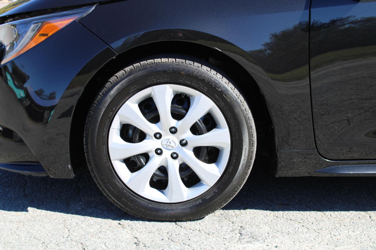 Toyota Corolla LE 2022