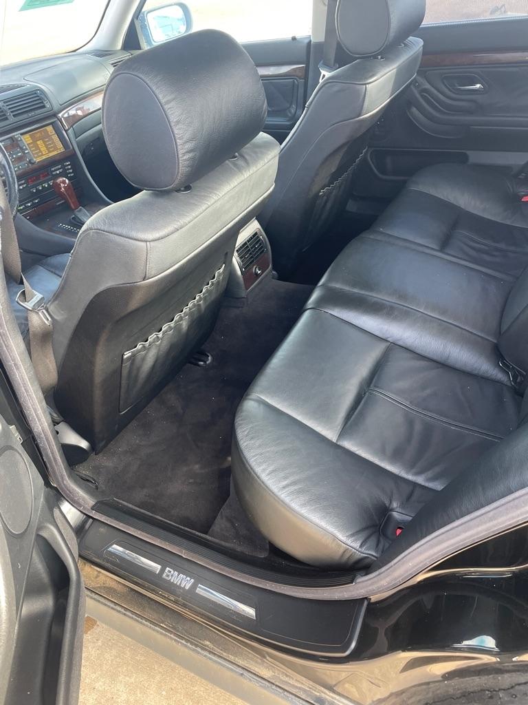 BMW 7-Series 740i 2000