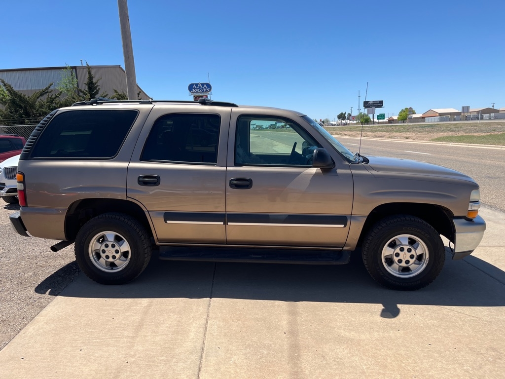 Chevrolet Tahoe 4WD 2004