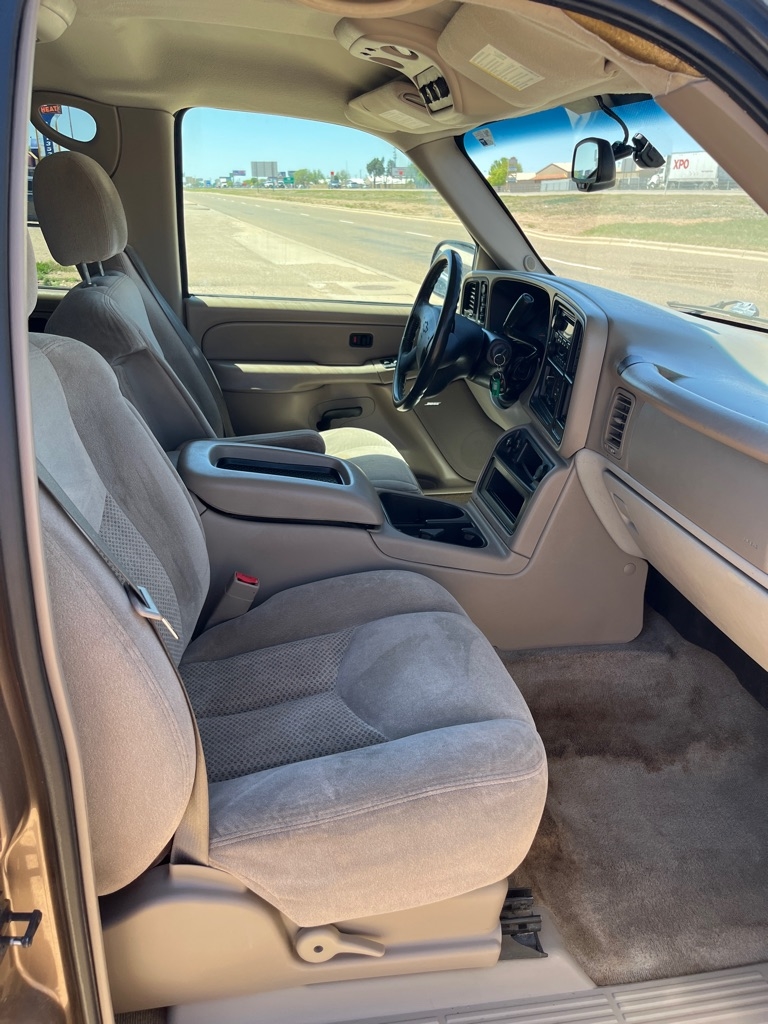 Chevrolet Tahoe 4WD 2004