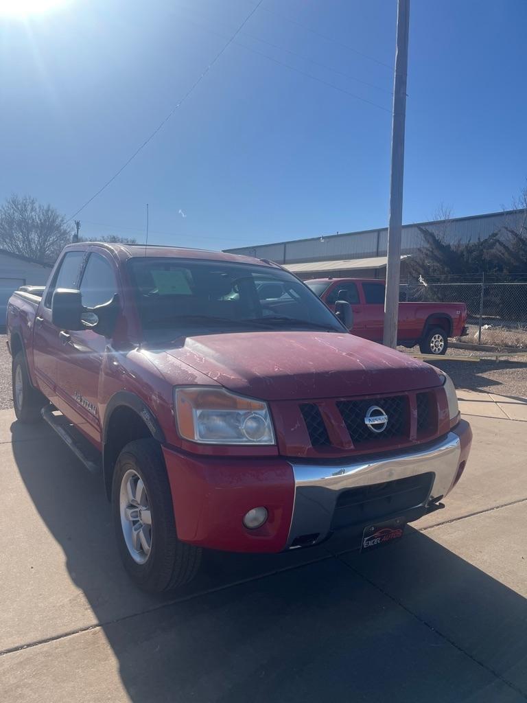 Nissan Titan XE Crew Cab 4WD SWB 2008