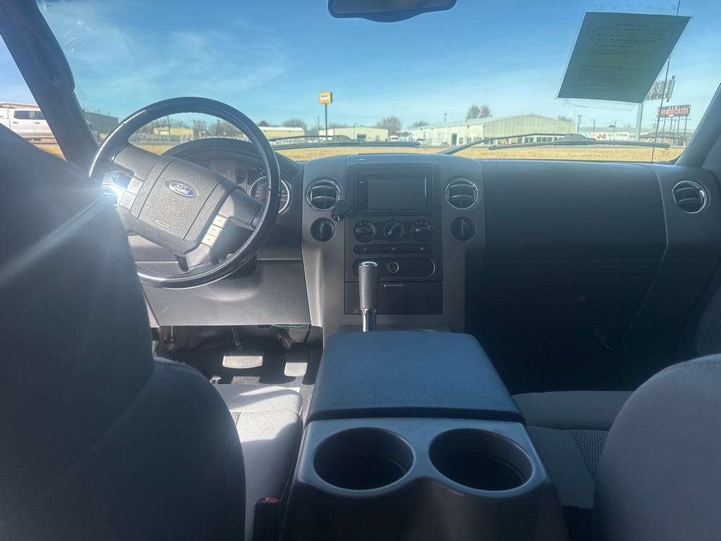 Ford F-150 XLT SuperCrew 4WD 2004