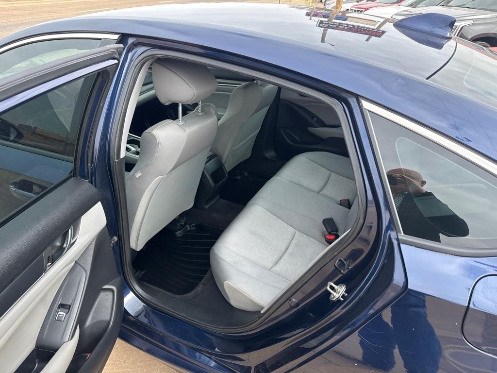 Honda Accord LX CVT 2019