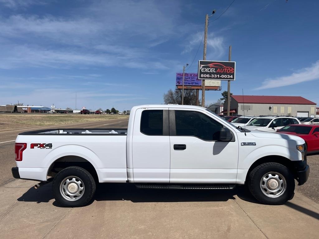 Ford F-150 XL SuperCab 8-ft. Bed 4WD 2015