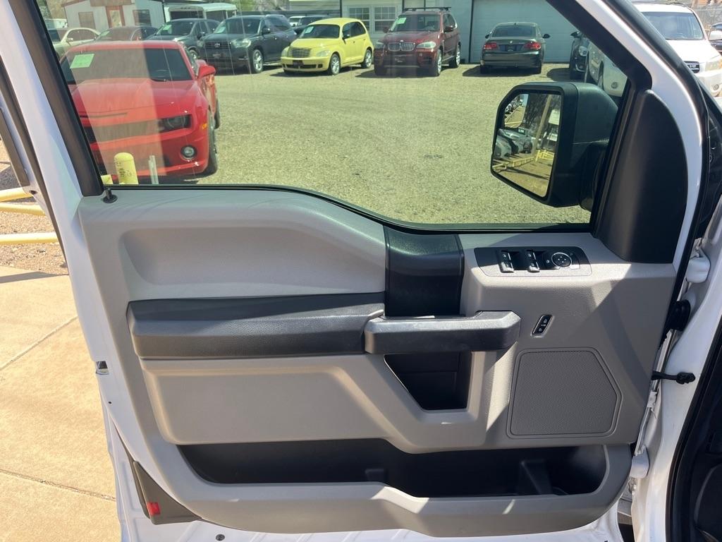 Ford F-150 XL SuperCab 8-ft. Bed 4WD 2015