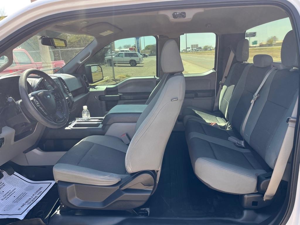 Ford F-150 XL SuperCab 8-ft. Bed 4WD 2015