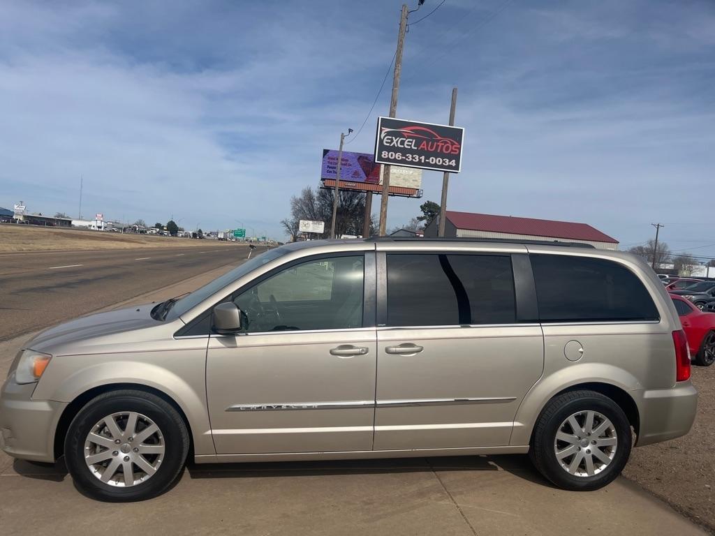 2013 Chrysler Town & Country Touring
