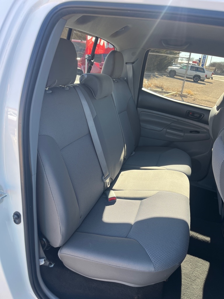 Toyota Tacoma PreRunner Double Cab V6 Auto 2WD 2013