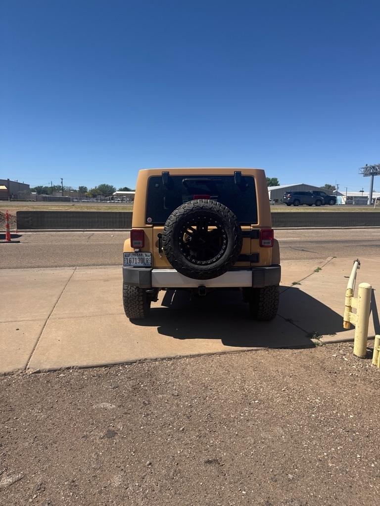 Jeep Wrangler Unlimited Sahara 4WD 2013