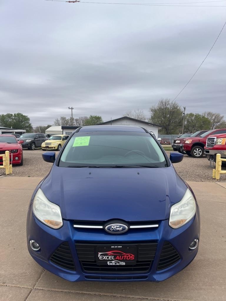 Ford Focus SE 2012