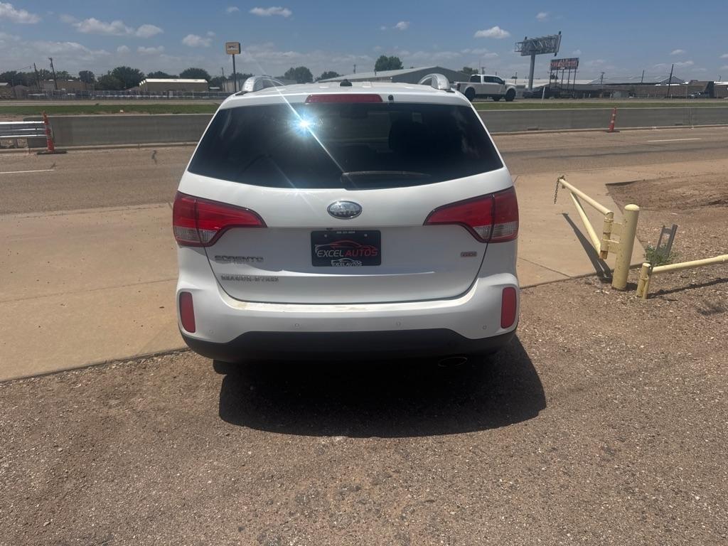 Kia Sorento LX 2WD 2014