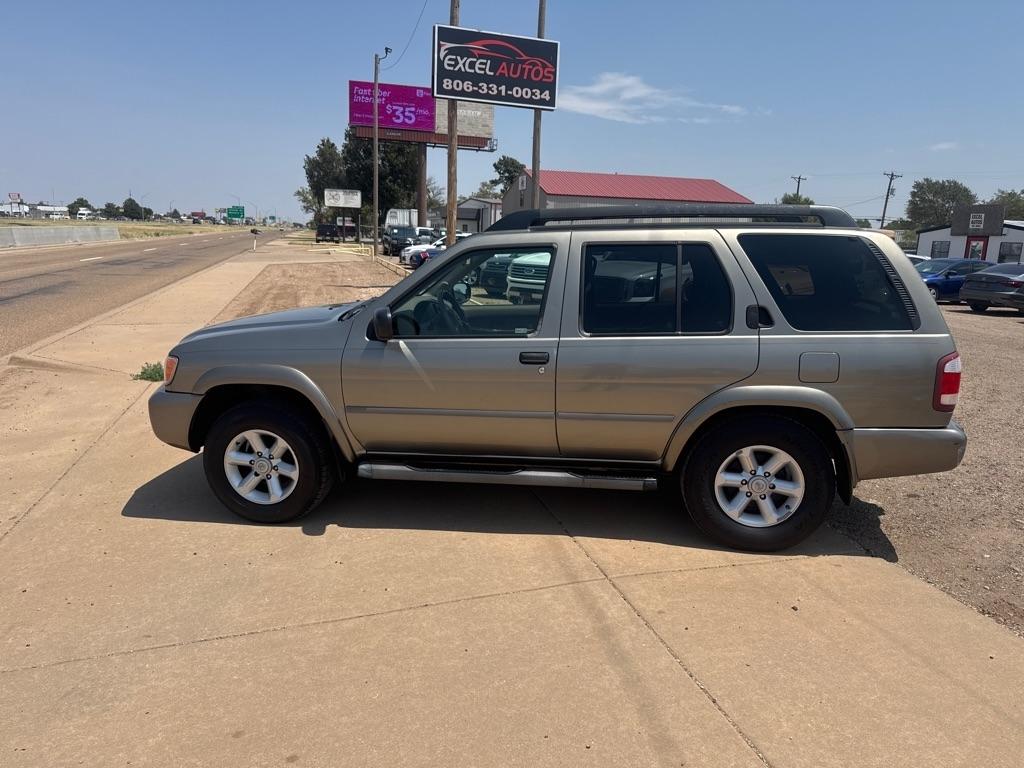 Nissan Pathfinder LE Platinum Edition 4WD 2004