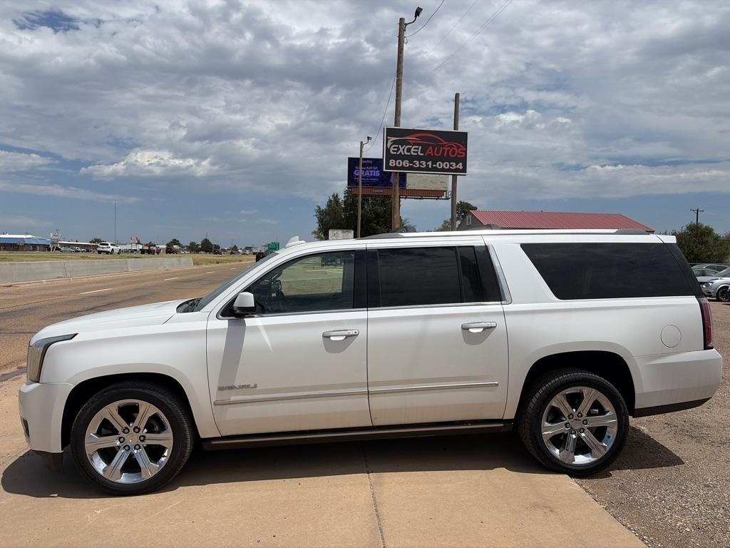 GMC Yukon XL Denali 4WD 2017