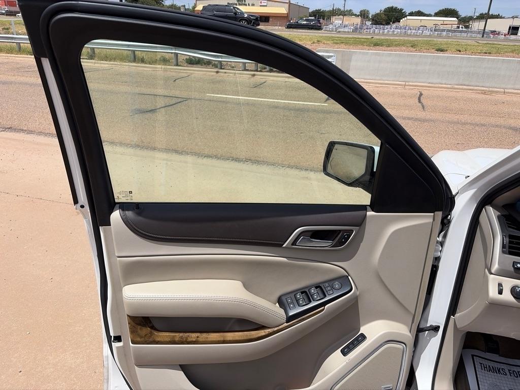 GMC Yukon XL Denali 4WD 2017