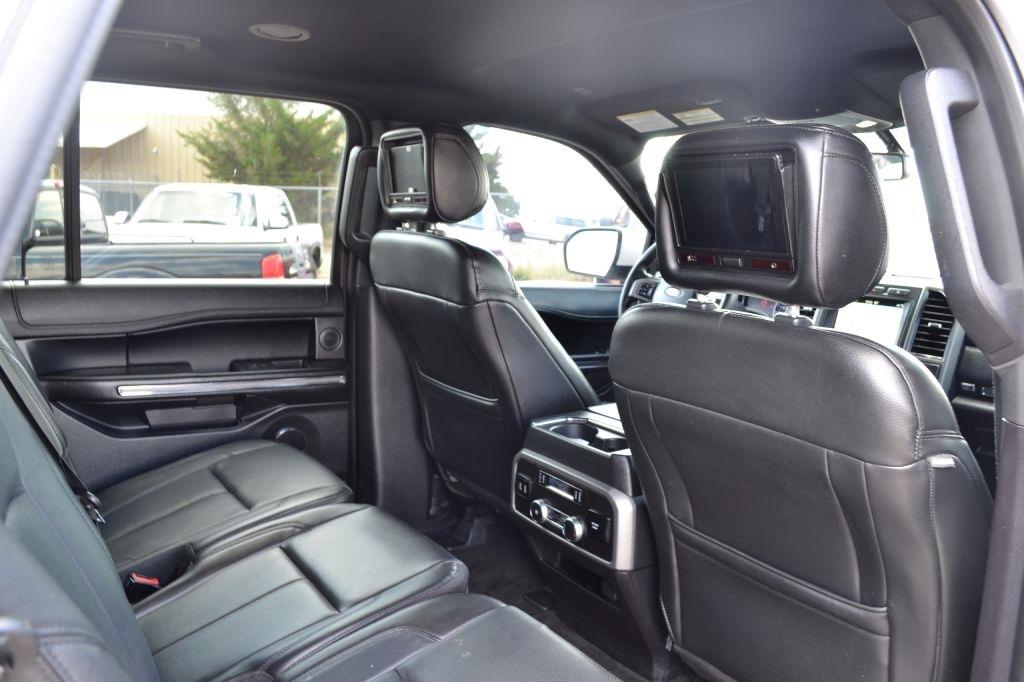 Ford Expedition photo 7