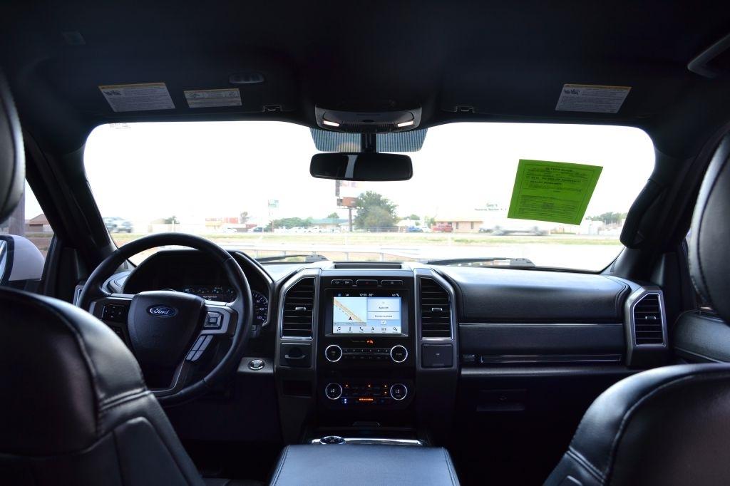 Ford Expedition photo 8