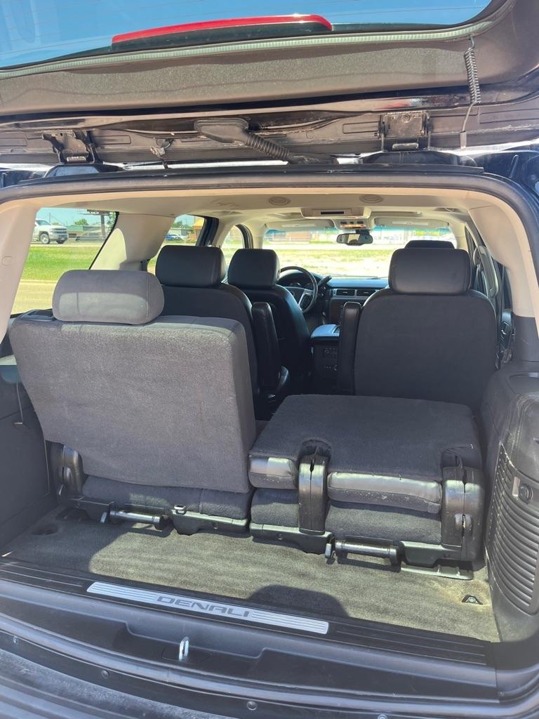 GMC Yukon Denali AWD 2007
