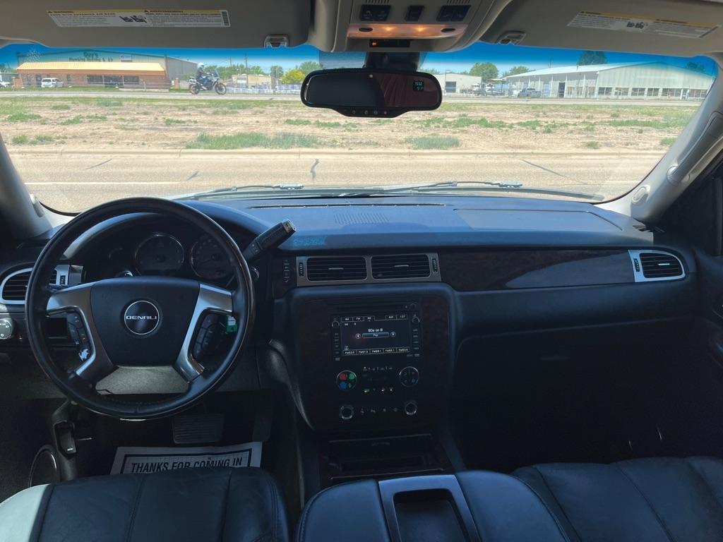 GMC Yukon Denali AWD 2007