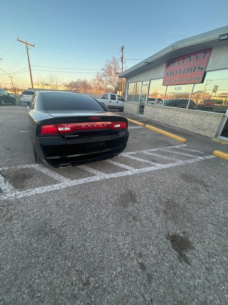 Dodge Charger SE 2014