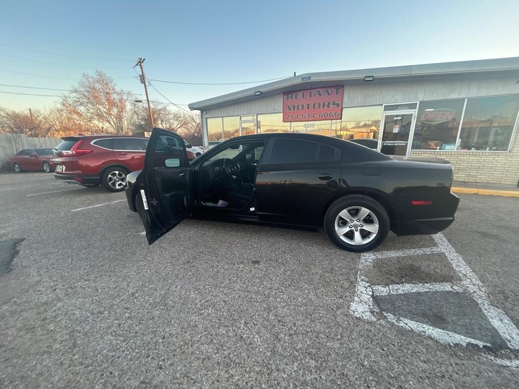 Dodge Charger SE 2014